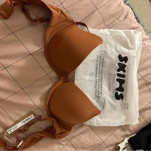 Skims Plunge Bra